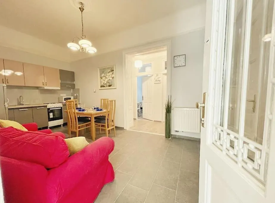 Y1 Central Station Central Flat Apartment Budapest Hungary